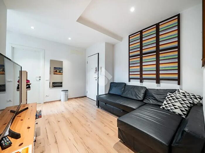 Appartamento quadrilocale in vendita in Via del Brennero, Trento