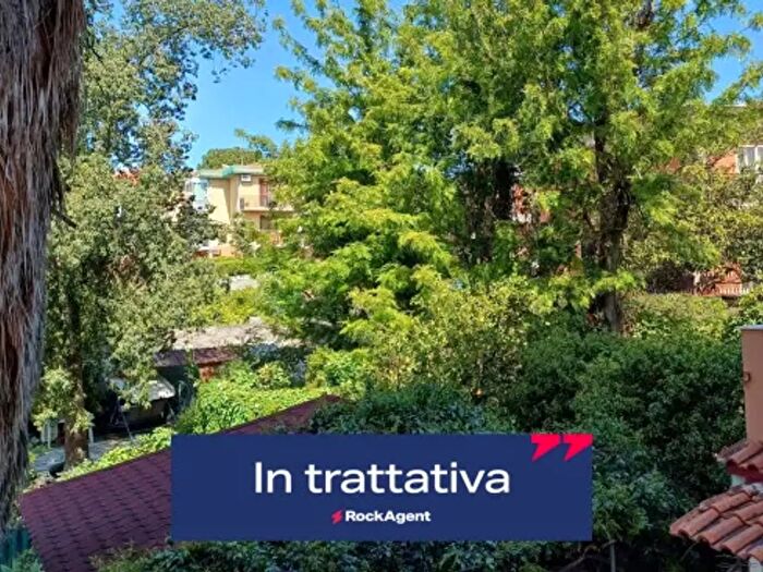 Appartamento trilocale in vendita in Via Vittorio Emanuele da Bormida, Catania