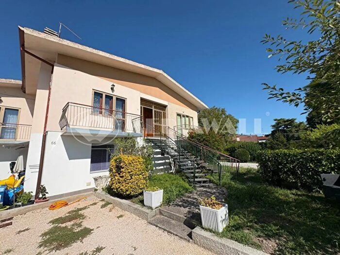 Appartamento quadrilocale in vendita in Via Casa Bianca, Lignano Sabbiadoro