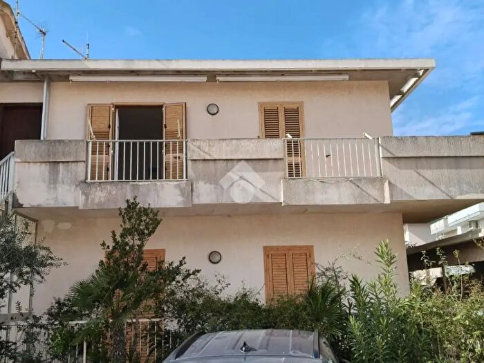 Appartamento trilocale in vendita in Via Dottor Giorgio Sortino, Ragusa