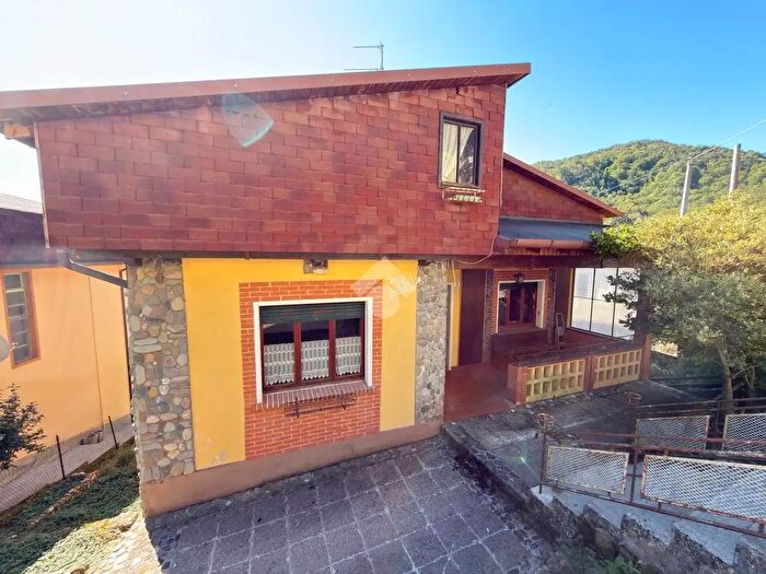 Casa con 8 locali in vendita in Via Manazzons, Pinzano Al Tagliamento
