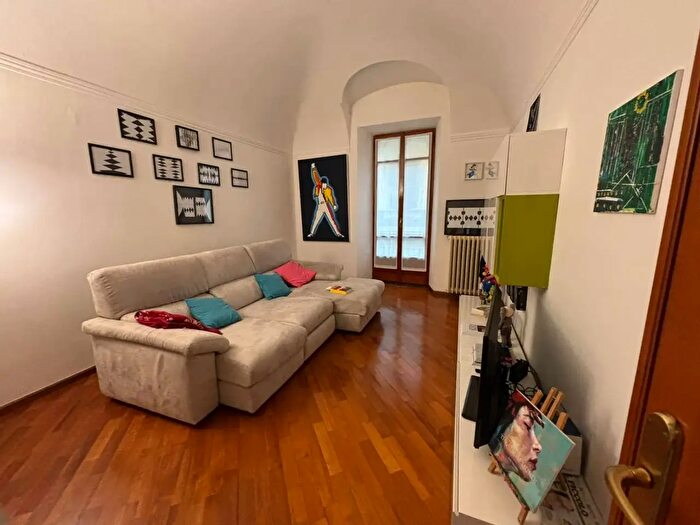 Appartamento trilocale in vendita in Via Pontida, Alessandria