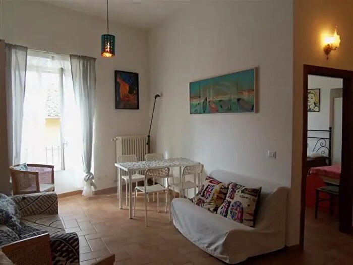 Appartamento bilocale in affitto in Via del Pavone, Viterbo