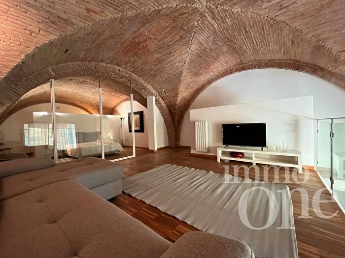 Appartamento trilocale in affitto in Via Torretta, Livorno