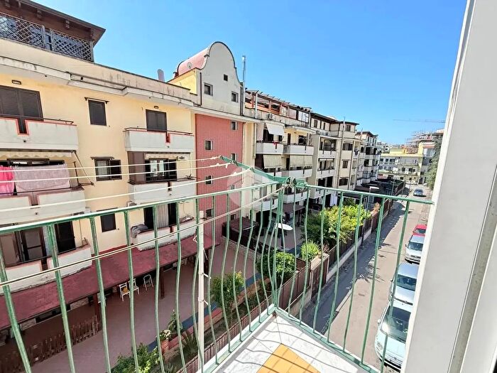 Appartamento quadrilocale in vendita in Via del Maestrale, Napoli