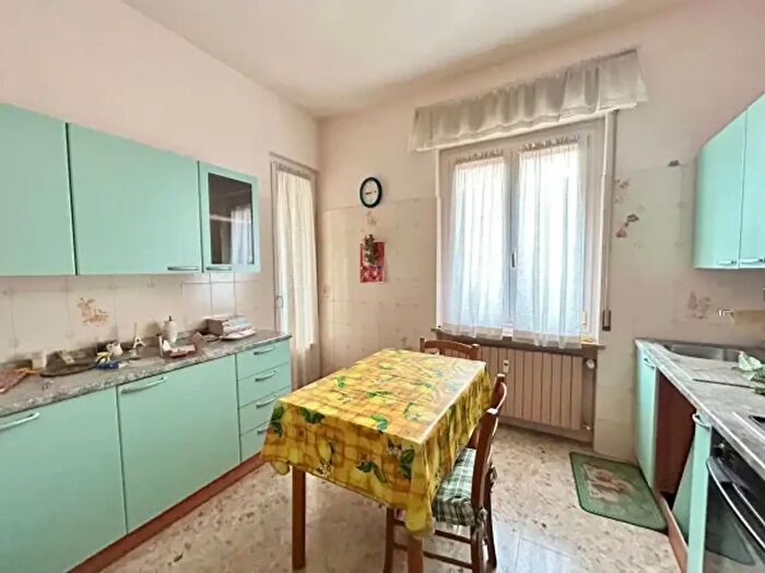 Appartamento con 5 locali in vendita in Via Malacarne, Acqui Terme