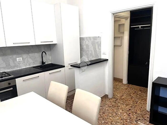 Appartamento bilocale in affitto in Via Emilio De Martino, Milano