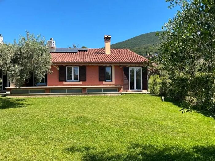 Appartamento quadrilocale in affitto in Via Settevene Ovest, Trevignano Romano
