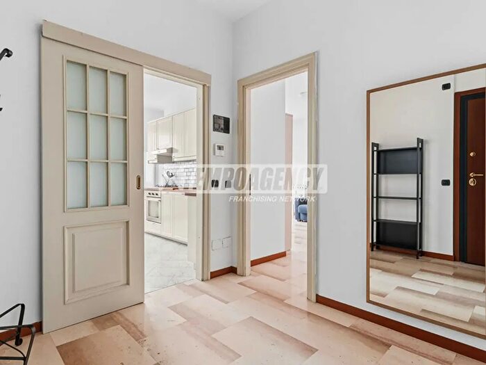 Appartamento bilocale in vendita in Milano