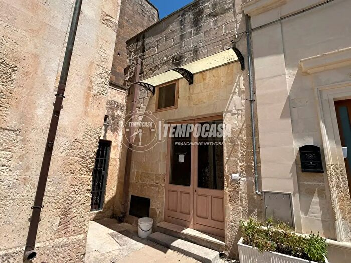 Casa trilocale in vendita in Via SantElia, San Cesario Di Lecce