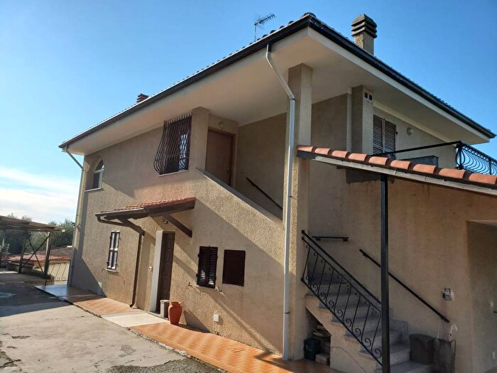 Casa trilocale in vendita in Strada Sapergo, Due Strade, Bordighera