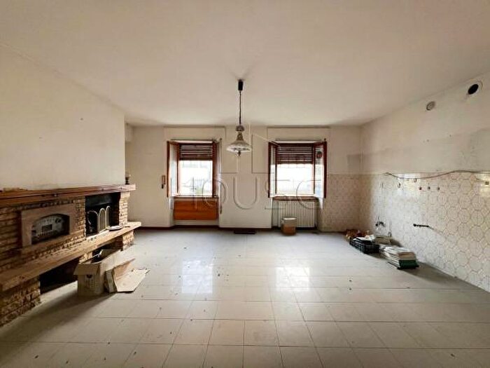 Appartamento con 6 locali in vendita in Via della Battaglia, Anghiari