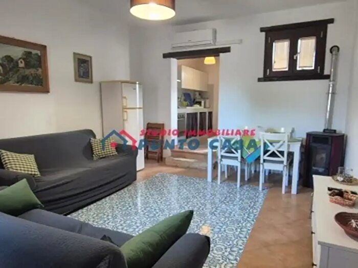 Casa trilocale in affitto in Via Aula, Valderice