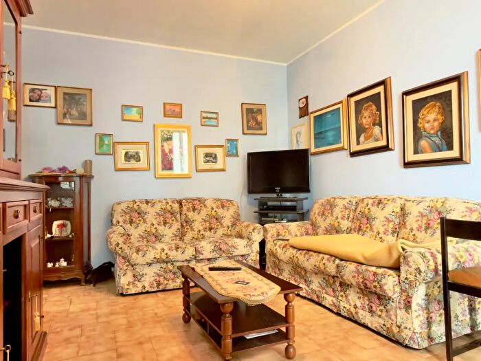 Appartamento trilocale in vendita in Via Milano, Brescia