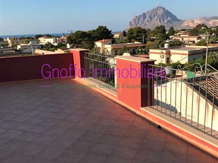 Casa trilocale in affitto in Via Plutone, SantAndrea Bonagia, Valderice