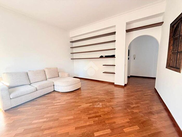 Appartamento trilocale in affitto in Via Tommaso Silvestri, Monte Mario Trionfale, Roma