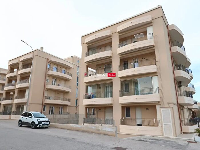 Appartamento quadrilocale in vendita in Via Pietro Biancofiore, Martina Franca