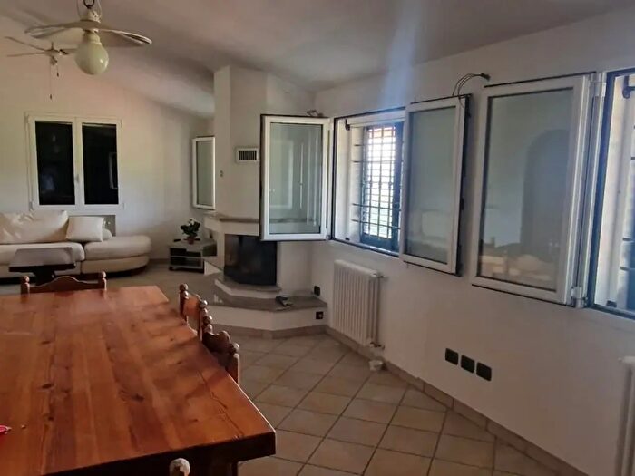 Casa con 7 locali in affitto in Via Settecrociari, Cesena