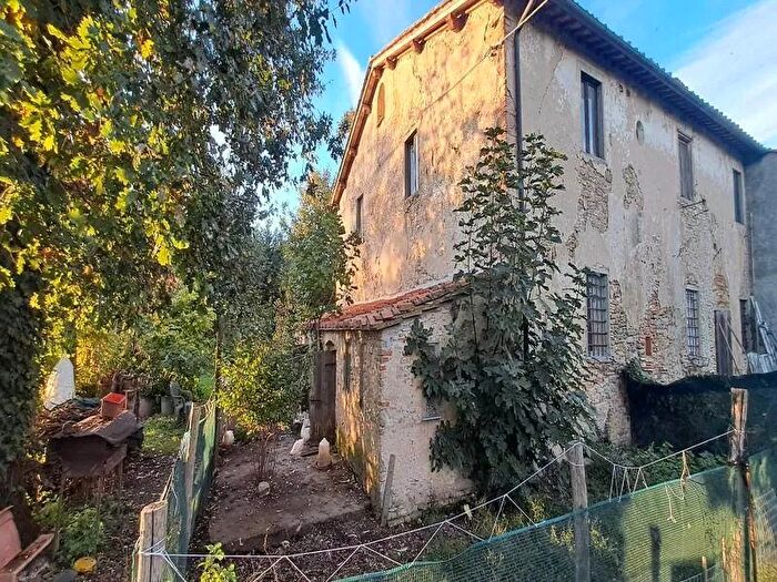 Appartamento con 10 locali in vendita in Borgo San LorenzoBorgo San Lorenzo, Borgo San Lorenzo