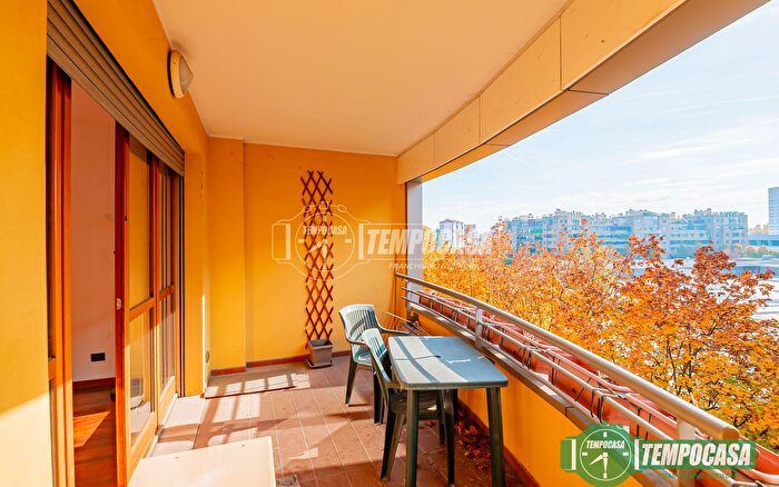 Appartamento trilocale in vendita in Via Bruxelles, San Donato Milanese