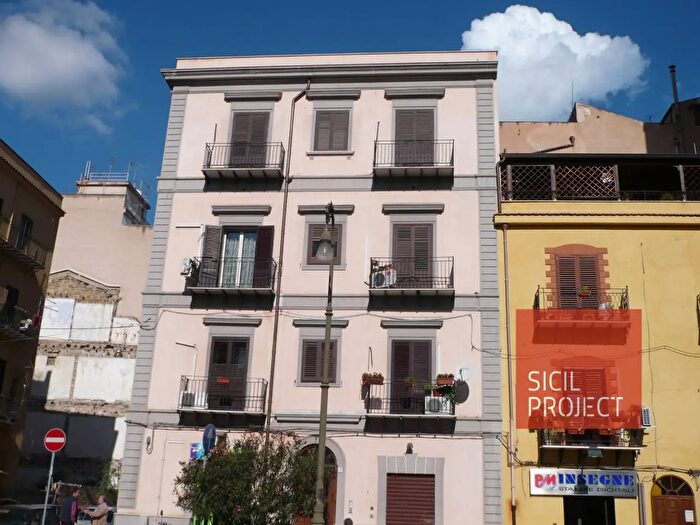 Appartamento bilocale in affitto in Cavour, Palermo