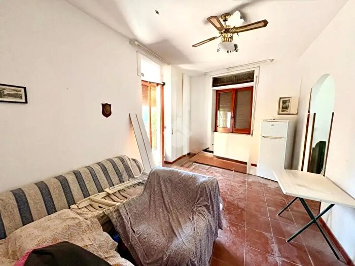 Appartamento trilocale in vendita in Via Porto, Gizzeria
