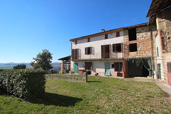 Casa bilocale in vendita in Via Mazzini, Frassinello Monferrato