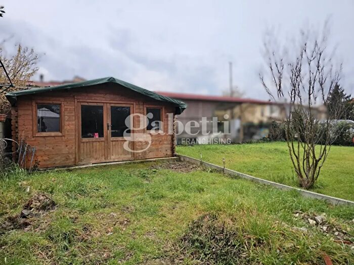 Appartamento quadrilocale in vendita in Via di San Colombano, Scandicci