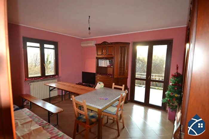 Appartamento con 5 locali in vendita in Roletto Via Vivaldi, Roletto