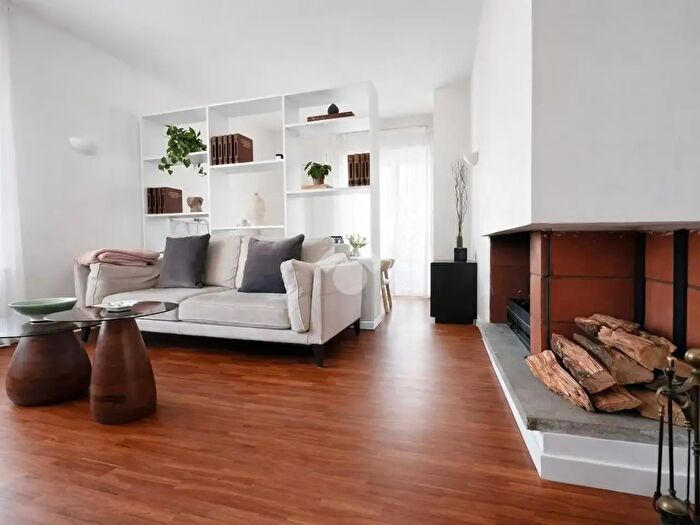 Appartamento trilocale in vendita in Via Guidubaldo del Monte, Roma