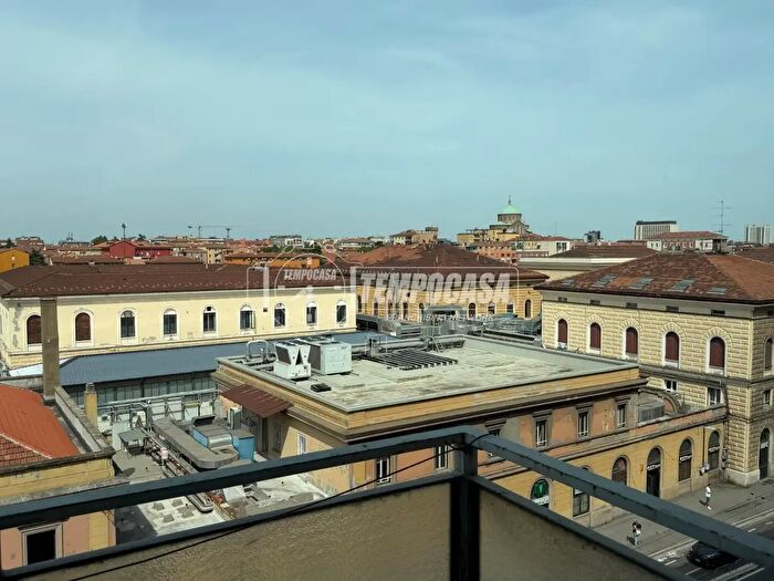 Appartamento trilocale in vendita in Via Giovanni Amendola, Bologna