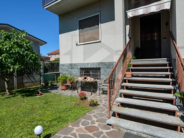 Casa trilocale in vendita in Via Lazzaretto, Uboldo