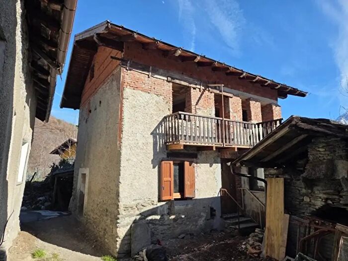 Appartamento con 5 locali in vendita in Frazione Tolasèche, Nus