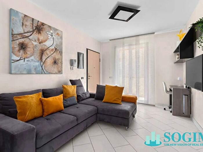 Appartamento trilocale in vendita in Via Leonardo da Vinci, Sesto San Giovanni