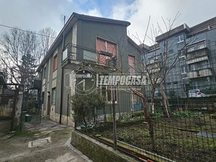 Appartamento bilocale in vendita in Via Palmanova, Baranzate