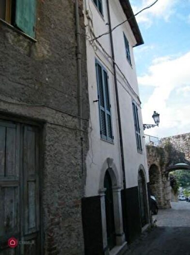 Casa con 6 locali in vendita in Via Rodilossi, Alatri