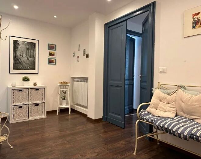 Appartamento con 7 locali in vendita in Piazza Gaetano Alimonda, Genova