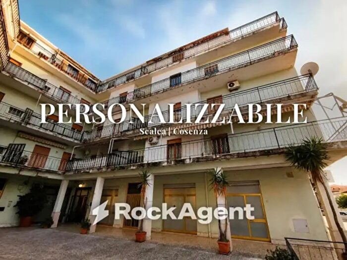 Appartamento quadrilocale in vendita in Via Lauro, Scalea