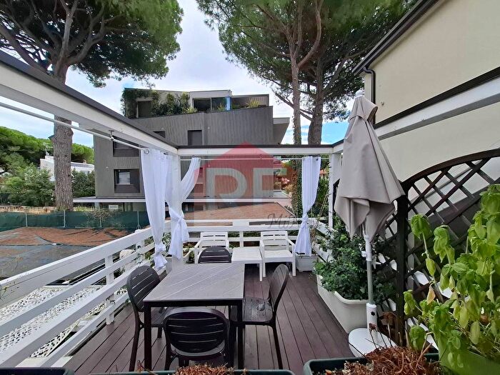 Appartamento bilocale in affitto in Viale Giacomo Leopardi, Milano Marittima, Cervia