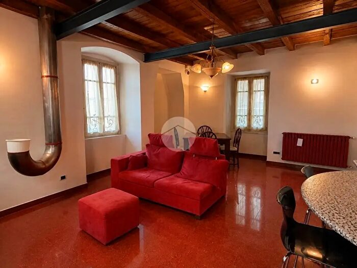 Appartamento quadrilocale in affitto in Piazza Vittoria, Breno