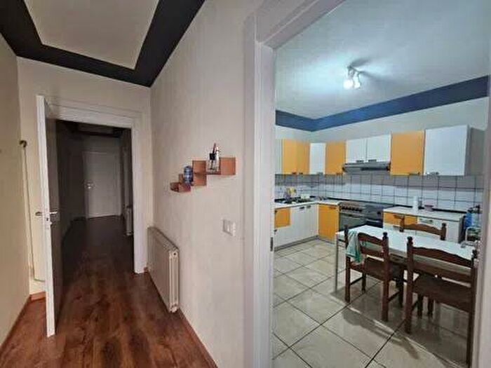 Appartamento con 5 locali in affitto in Via Firenze SNC, Centro, Castelgomberto
