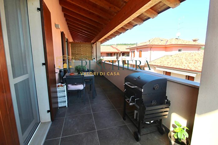 Appartamento trilocale in vendita in Via del Donatore, Valeggio Sul Mincio