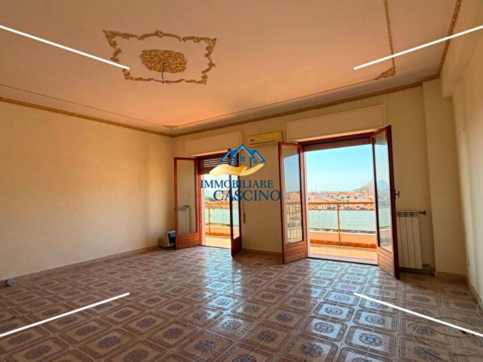 Appartamento trilocale in affitto in Via Diego D'Amico, Centro, Bagheria
