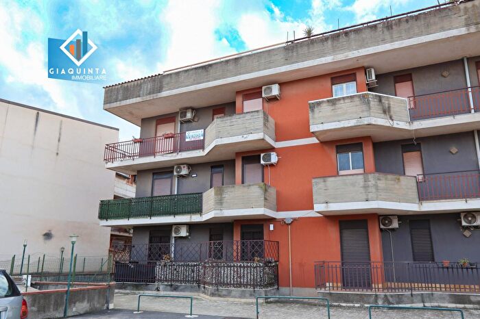 Appartamento trilocale in vendita in Via Palermo N, Palagonia