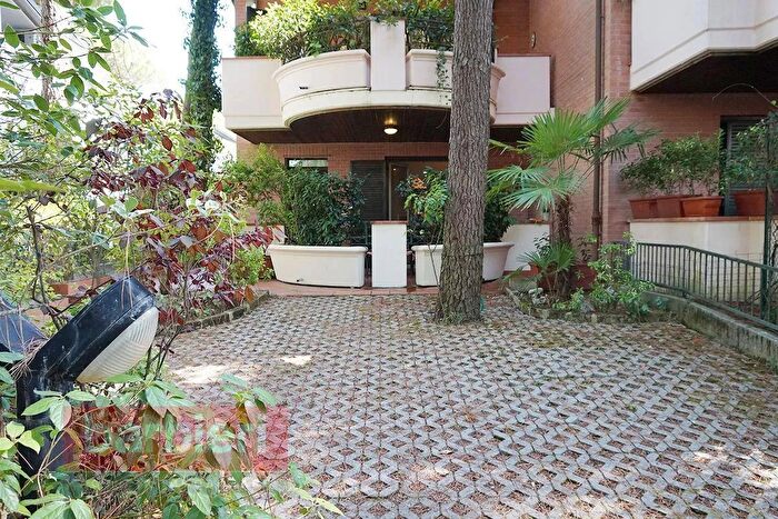 Appartamento trilocale in affitto in Via Filzi, Cervia