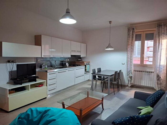 Appartamento trilocale in affitto in Via Bartolo, Centro Storico, Perugia