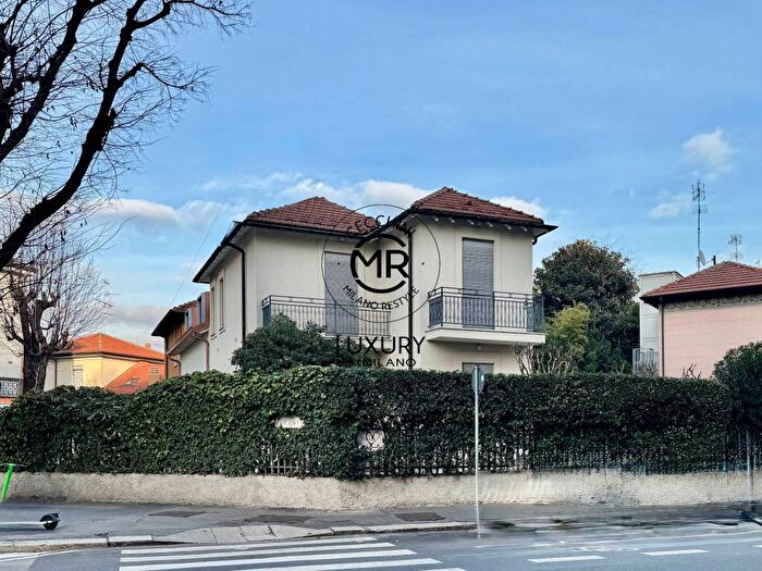 Casa con 5 locali in affitto in Via Lanciano, Zara, Milano