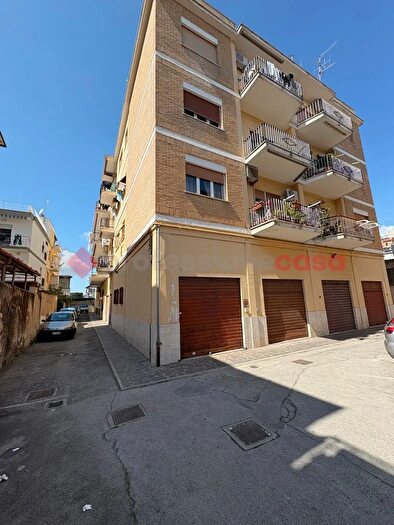 Appartamento trilocale in vendita in Piazza Antonelli, Terracina