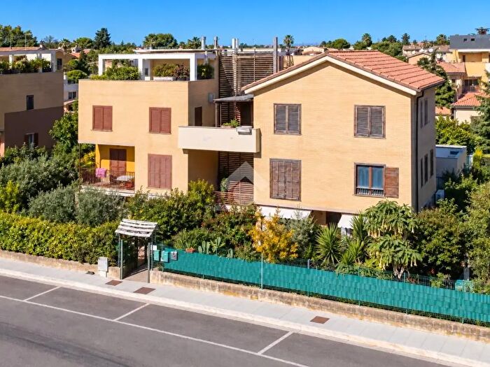 Appartamento quadrilocale in vendita in Via Martiri delle Foibe, Porto Sant'Elpidio