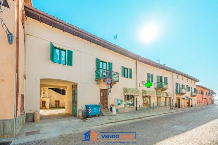 Appartamento trilocale in vendita in Via Vittorio Veneto, Tarantasca